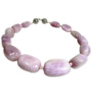 collana in kunzite